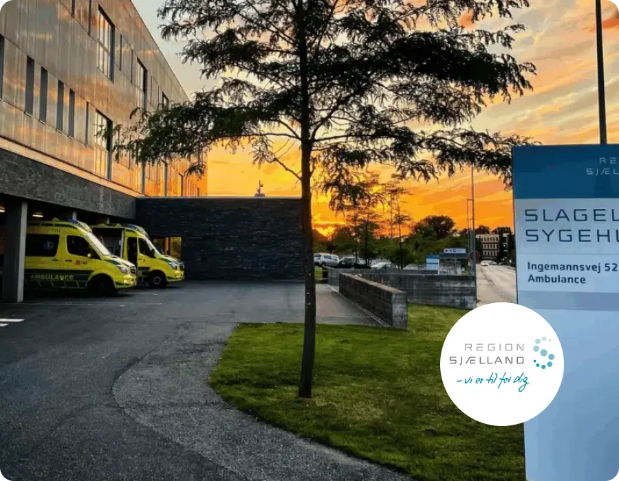 Slagelse sygehus i aftensolen