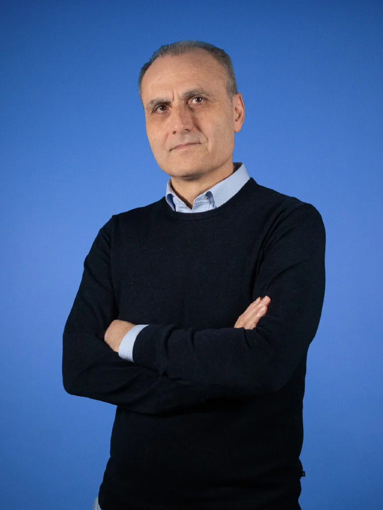 Ali E. Cevik 1