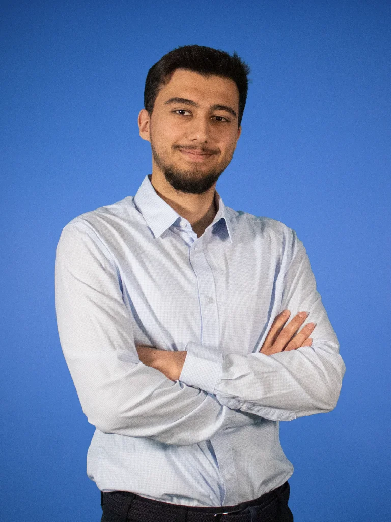 Eser Sariyar 1